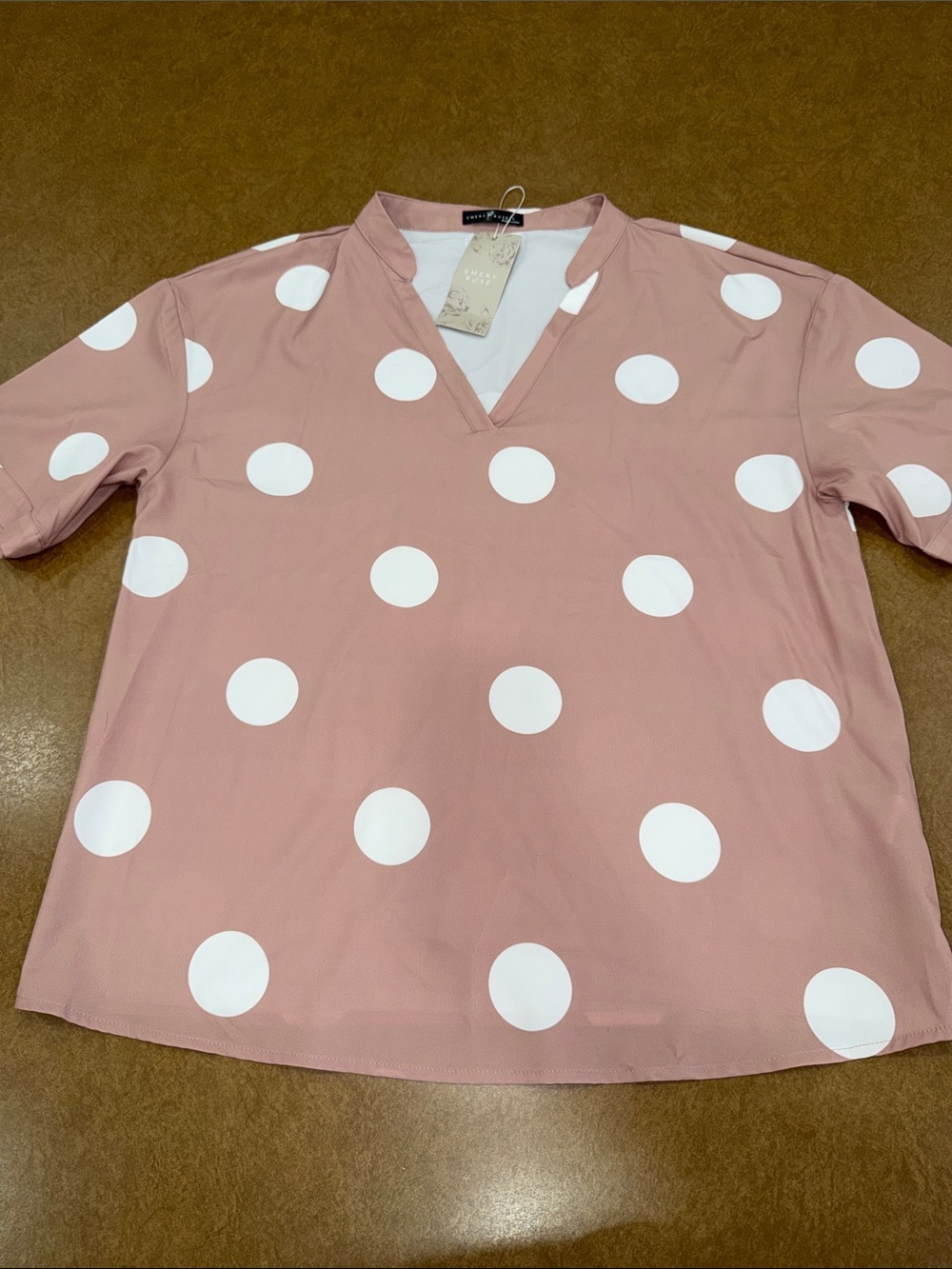 NWT Emory Rose Polka Dot V-Neck Blouse in Dusty Rose - Women • Size Large
